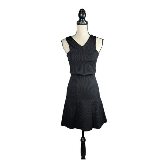 Sandro Sleeveless V-Neck Exposed Zipper Fit N Flare Dress New With Tags - Picture 1 of 7